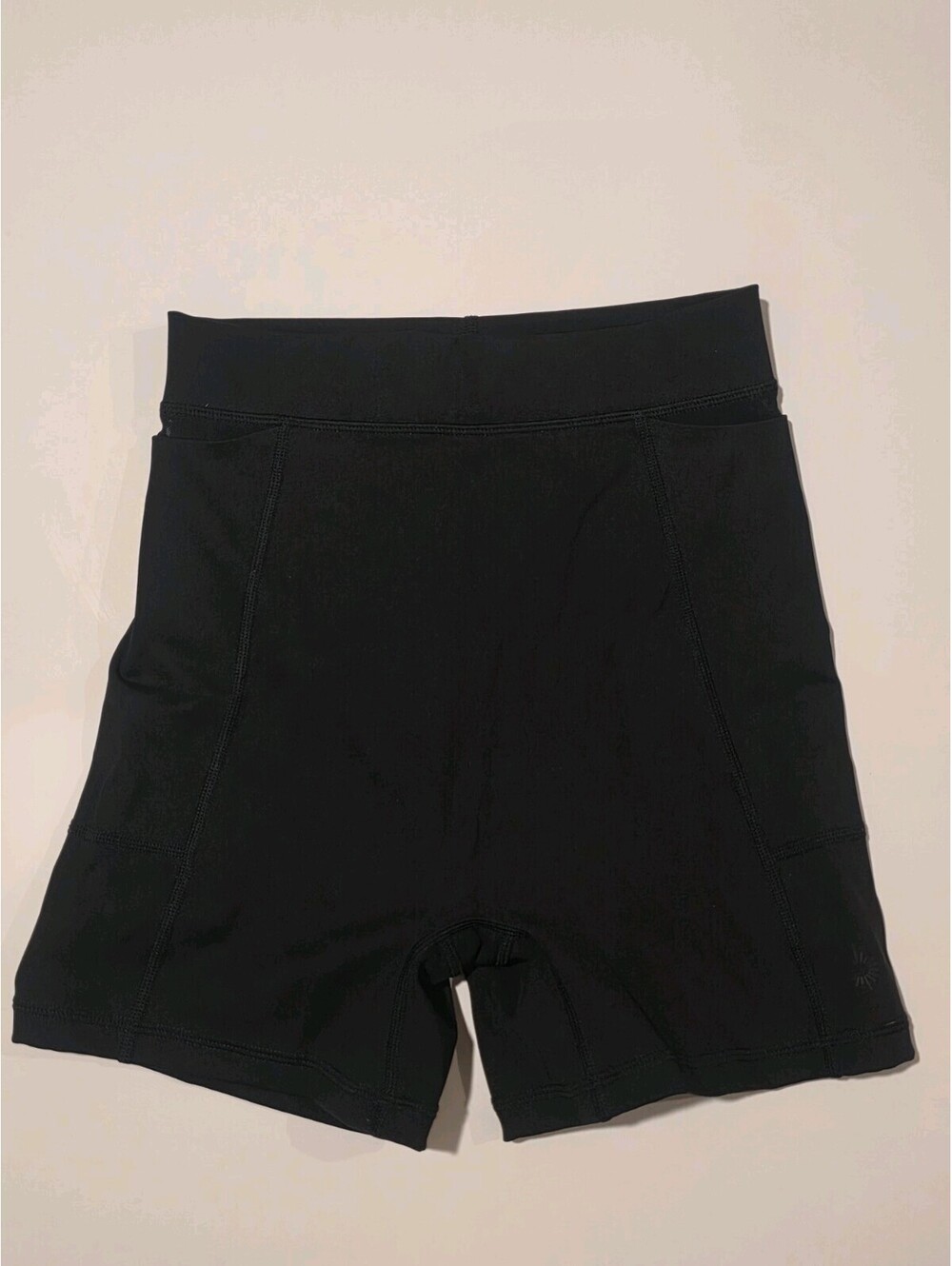 Offline by Aerie Teens Real Me Shorts Size Small Athletic 4 Inch Inseam